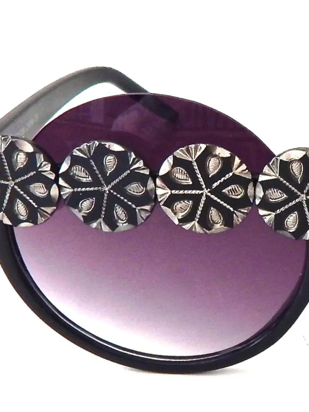 GASOLINE GLAMOUR black acrylic